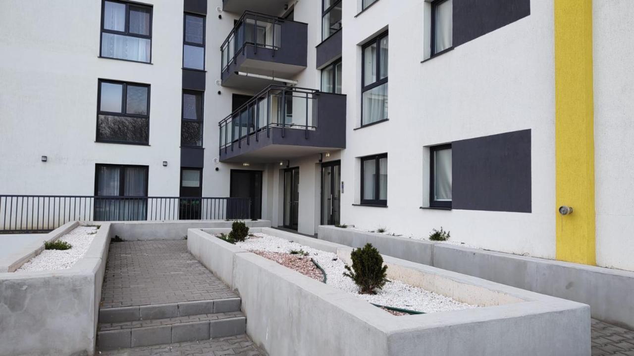 Luca'S Forest Apartment تيميشورا المظهر الخارجي الصورة