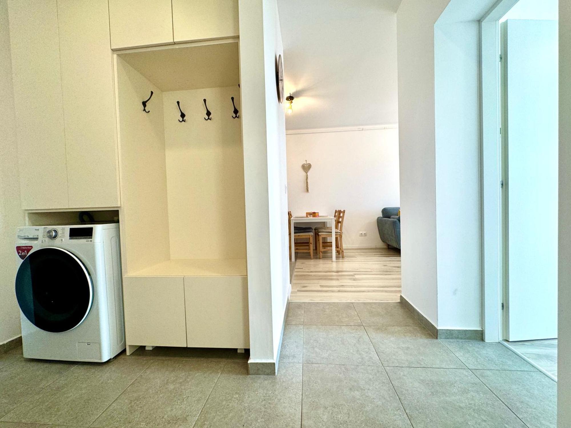 Luca'S Forest Apartment تيميشورا المظهر الخارجي الصورة